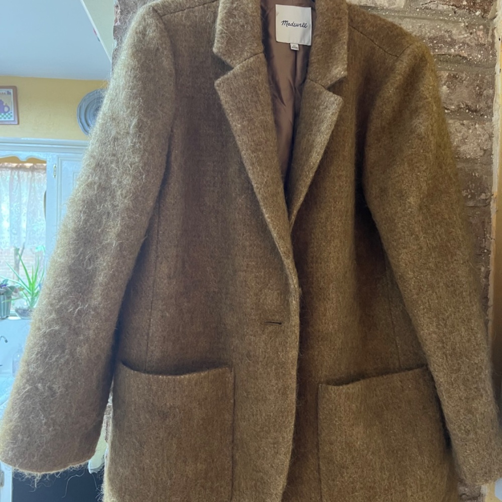 Madewell Larsen Boucle Blazer View 2